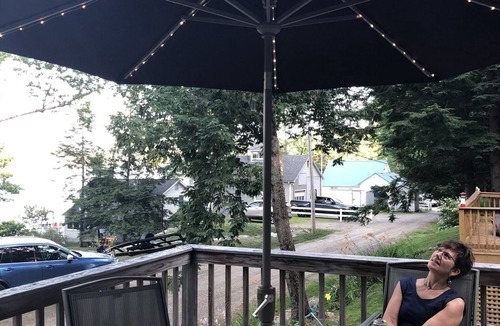 Bristol Cottage | Lake House - 100 Feet from the Water