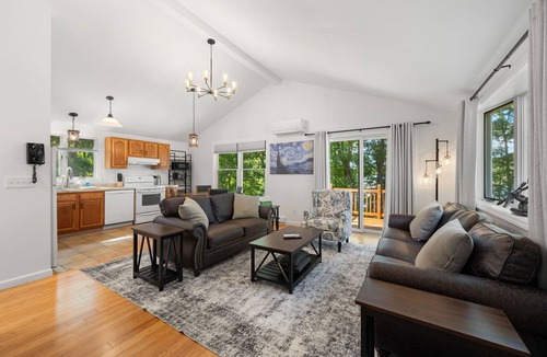 Niantic House | Lake House - A