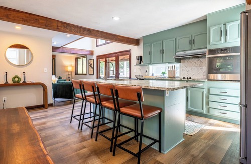 Laconia Cabin | Lake House in the Trees