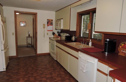 Moultonborough House | Lake Kanasatka Home and Guest House Sleeps 14 Beach Dock JUNE 27 WEEK SPECIAL