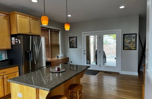 Lake Harmony Estates House | Lake Life Adventures in 4-bedroom house w WiFi, AC in picturesque Lake Harmony