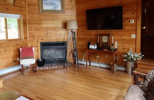 Bradford House | Lake Massasecum Waterfront Home
