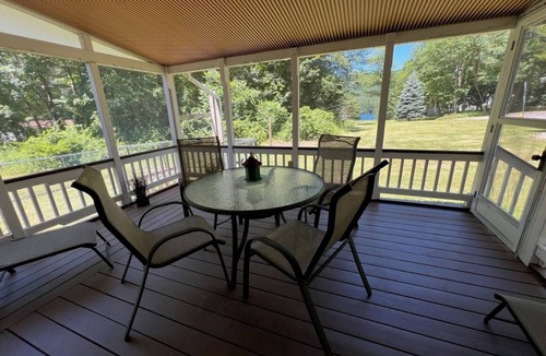Moultonborough House | Lake/Mountain view family/pet friendly btwn Castle& Laconia 5 beach/boat launch
