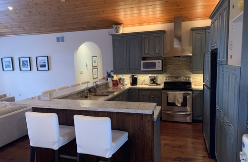 Minett Cottage | Lake Rosseau spacious, welcoming and lake loving family cottage gem
