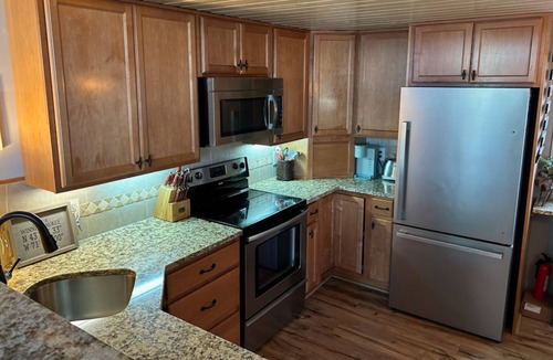 Gilford Condo | Lake-view townhome at Samoset with pools, beach, WiFi, & AC