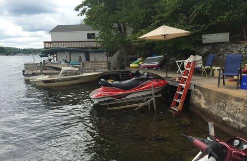Alton Bay Cottage | Lake Winnipesaukee - Alton Bay Waterfront Cottage