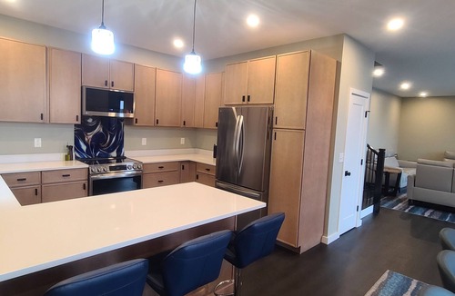 Alton Bay House | Lake Winnipesaukee Modern Lake House Getaway