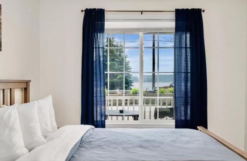 Winnisquam Apartment | Lake Winnisquam 1 Bedroom Condo with Lake Views