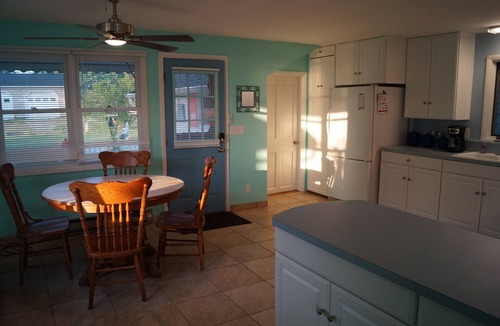 Kent House | Lakefront 2 bedroom house between Rochester and Niagara Falls, NY