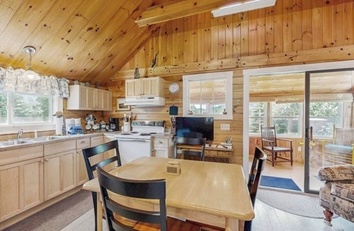 Greenville Cabin | Lakefront, cabin-inspired home with firepit, grill, & screened porch, Wifi