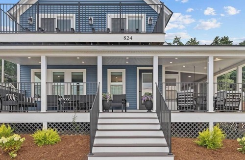 Colchester House | Lakefront Getaway | 5BR | Arcade, Theater, Beach