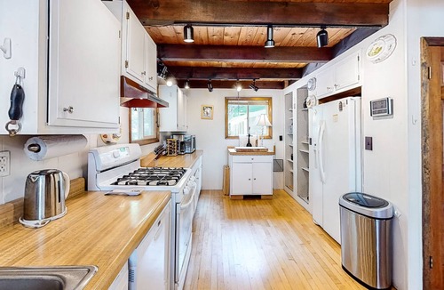 Lake Arrowhead House | Lakefront home with amazing views, 2 kayaks, firepit & 45 feet of lake frontage