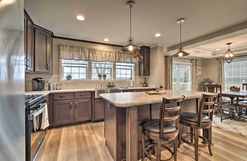 Bridgeport House | Lakefront Home w/Deck, Fishing Dock & Canoe!