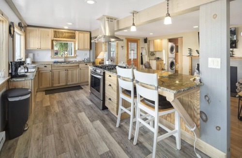 Trumansburg Cottage | Lakefront on Cayuga - Boating, Swimming, Wine Trail, State Park
