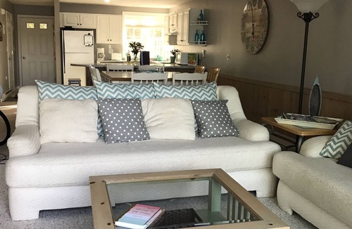 Center Ossipee House | Lakefront property in perfect condition. Reserve now for coveted summer weeks.