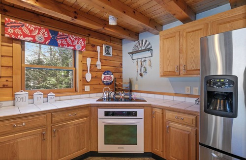 Sanbornton House | Lakefront Retreat: Swim, Kayak, Fish, and more!