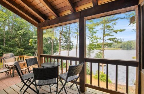 Sanbornton House | Lakefront Retreat Swim, Kayak, Fish, and more!