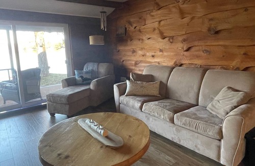 Rama House | Lakefront Serenity at Lake St. George (NEW RENTAL)