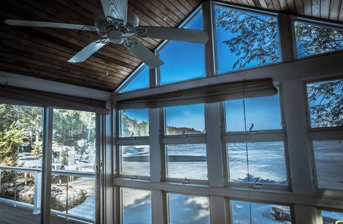 Alton Bay House | Lakefront, Sunsets & Sandbar w/Private Dock on private cul-de-sac