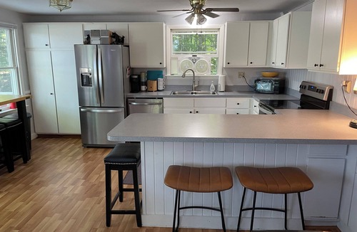 West Poland House | Lakehouse Paradise. Wonderful Family Memories ! Furry family members stay free.