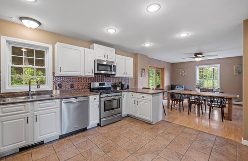 Gilford House | Lakes Region home, close to hiking, golf and more
