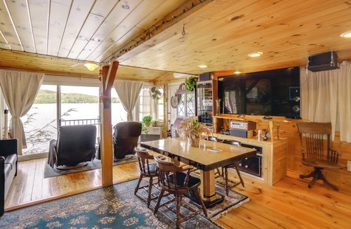 Berkshire Cabin | Lakeside Berkshires Cabin w/Private Dock & Views