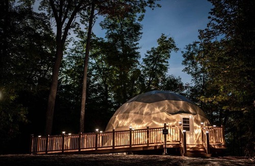 Algonquin Highlands Cabin | Lakeside Calm at Dimensions | Cabin One | Breakfast Included
