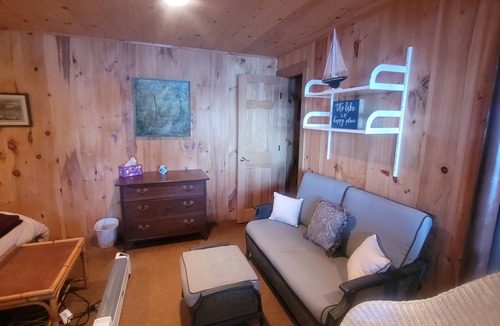 Bremen Apartment | Lakeside Cottage-Quaint 1-queen studio in charming Bremen perfect for your stay