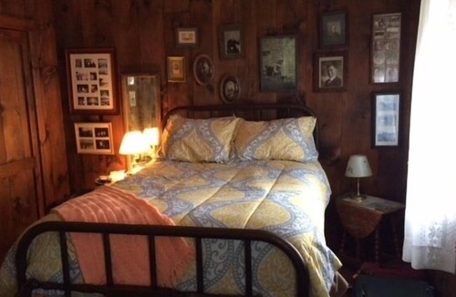 Harrisville Cottage | Lakeside Lodge with Rock Fireplace