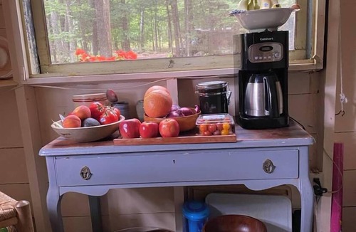 Gray Cabin | Lakeside retreat-Private Beach-5+ bedrooms-Little Sebago Lake-30 min to Portland