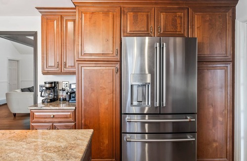 Brookfield House | Lakeside/Sleeps24+/HotTub/GameRoom/Private 2Acres