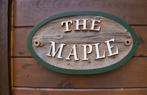 Muskoka Lakes Cottage | Lakeview Escape - Maple 3 Bedroom Cottage - Prime Lake Muskoka Location