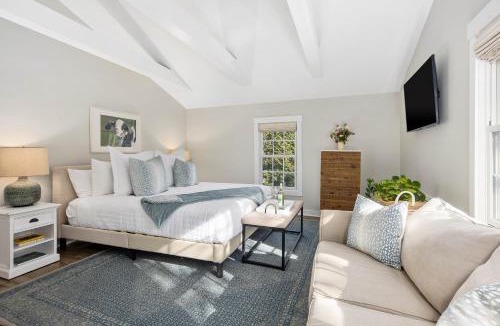 West Tisbury Hotel | Lambert's Cove Inn & Resort