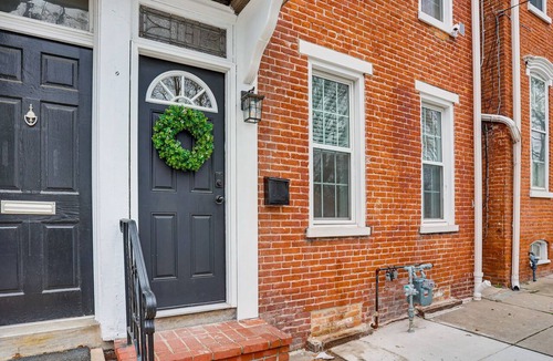 Columbia House | Lancaster County Townhome Near Amish Country