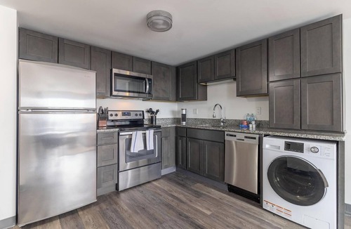 Downtown Hartford Apartment | Landing | Amazing 1BD, Game Room, Pool