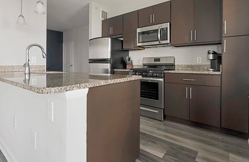 Bayonne Apartment | Landing | Amazing 2BD, Clubhouse, Game Room