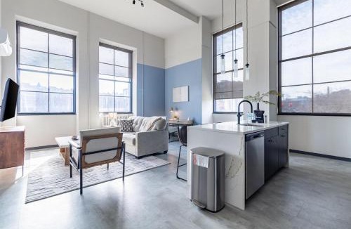 Downtown Hartford Apartment | Landing Apartments - The 55 Elm Club