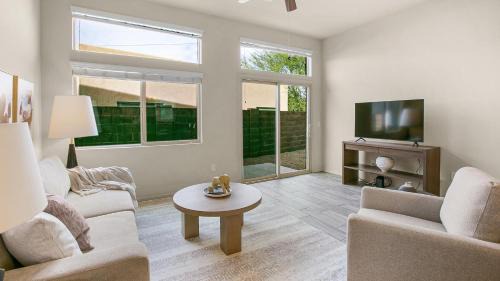 Windsor Apartment | Landing Apartments - The Preserve at Great Pond