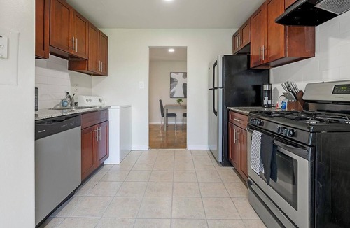Greenbelt Apartment | Landing | Beautiful 1BD, Pool, Gym