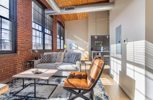 Prospect Hill Apartment | Landing | Chic 1BD, Gym, Courtyard