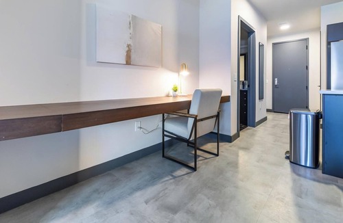Downtown Hartford Apartment | Landing | Modern 2BD in Downtown Hartford