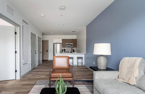 Haverhill Apartment | Landing | Spectacular 1BD, Gym, Pool