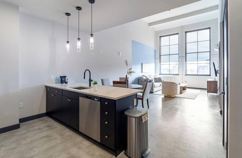 Downtown Hartford Apartment | Landing | Stunning 1BD in Downtown Hartford