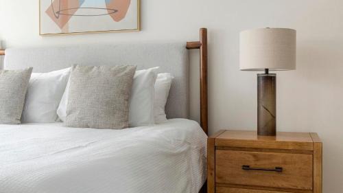 Vernon Apartment | Landing Stunning 2BD Gym Game Room