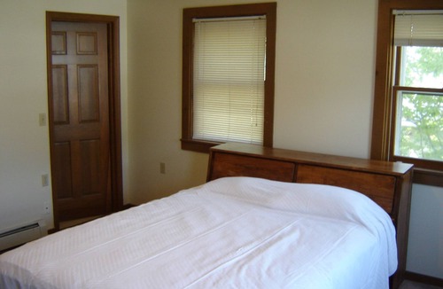 Wells Hotel | Large 2 bedroom apartments near Moody beach