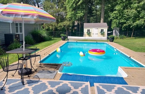 Wolcott House | Large 4 bedroom - Pool - Fire Pit