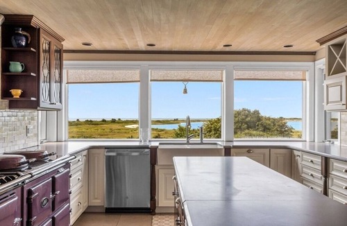 Chatham House | Large 5-bdrm oceanfront estate on Monomoy National Wildlife Refuge, pet friendly