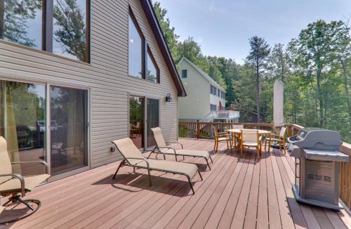 Lake Ariel House | Large Deck + Resort Amenities: Lake Ariel Retreat