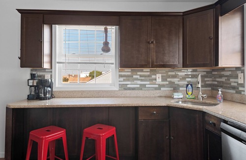 Seaside Heights House | Large Family Rental near beach – 3 Bedroom, 2 Bath Family Vacation Home