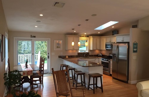Bonnet Shores House | Large four bedroom, three bath summer home in Bonnet Shores